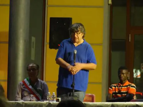 Biancalani minaccia: "Niente dialogo con la Lega e Bella Ciao a messa"