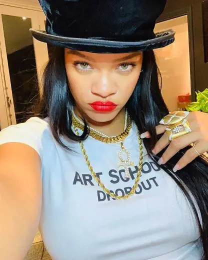 Slick Woods, la modella di Rihanna, ha un tumore