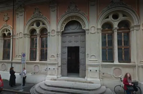 Straniero stupra moglie e la picchia durante gravidanza: a processo