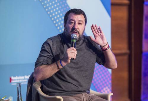 Salvini promette battaglia sul Mes: "Barricate contro il signor Conti"
