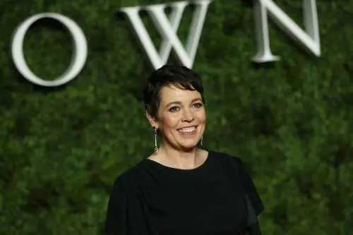 Olivia Colman parla delle tensioni tra la Regina e il Principe Carlo