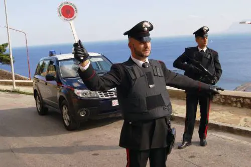 Da Napoli a Zocca per vedere la casa di Vasco: denunciati