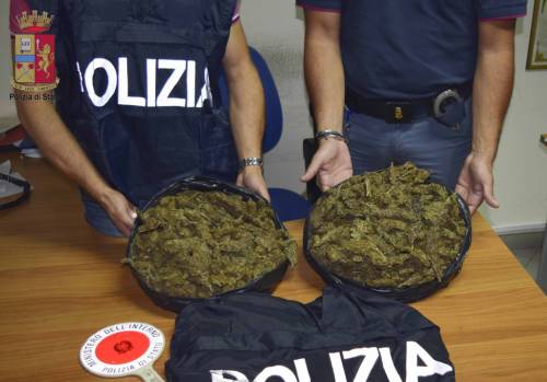 Più di un kg di droga nello zaino: arrestato nigeriano a Firenze