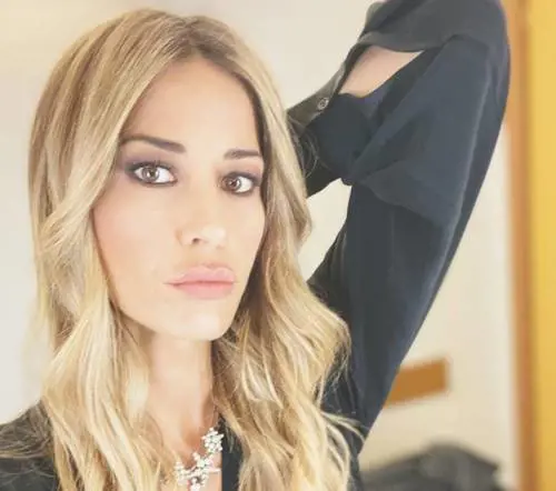 Elena Santarelli: "Non sono più la stessa, ma non voglio vivere nella paura" 