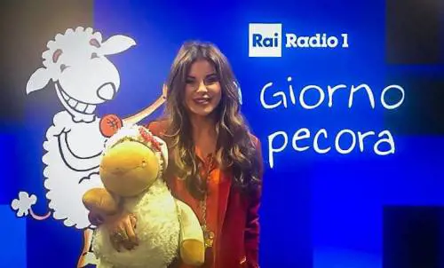 "Una cena col premier Conte? Sì...": Parietti si racconta senza freni