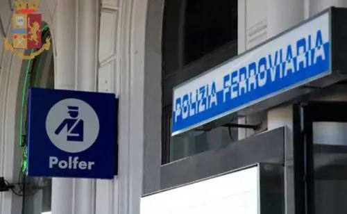 Giallo alla stazione Nomentana: corpo sui binari con la testa fracassata