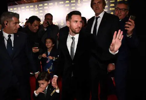 Messi guida l'ammutinamento contro Setién