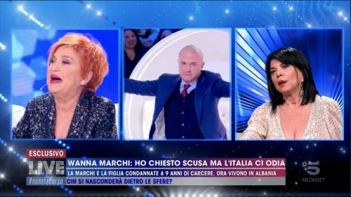 Gianluigi Nuzzi asfalta Wanna Marchi: "Dovrebbe ripugnare ogni persona onesta"
