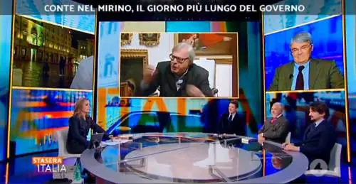Vittorio Sgarbi asfalta M5s e Pd: "Un governo di dementi"