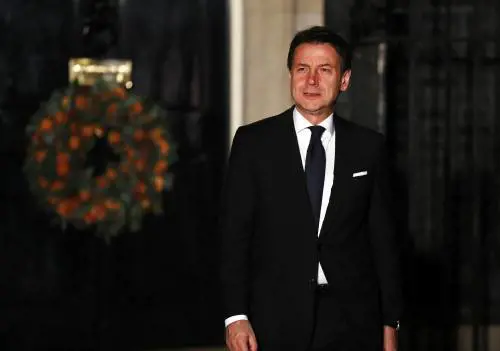 Conte adesso è tra due fuochi: anche gli alleati lo processano