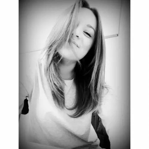 Cade dallo slittino: ragazza muore a 19 anni