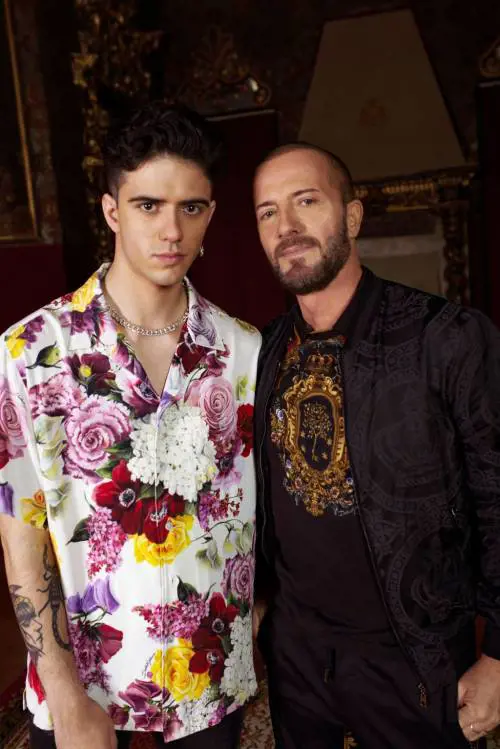 Samuele Riefoli: "Travolto dall'arte di papà Raf e le sue 20 chitarre!"