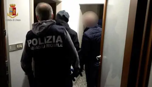 Ecco i "pendolari della droga": i treni in mano ai clan nigeriani