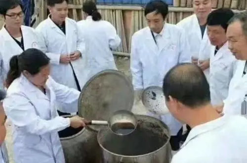 Cina, "creato" l’elisir che fa vivere fino a 120 anni
