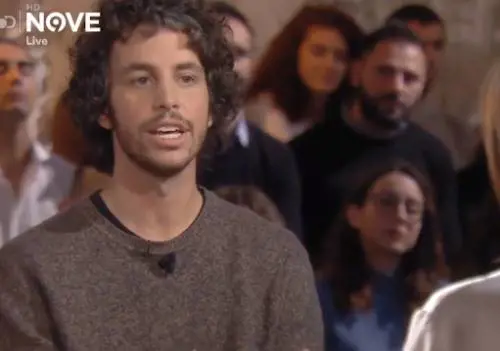 La sardina Santori contro Renzi: "Si è staccato dalla realtà"