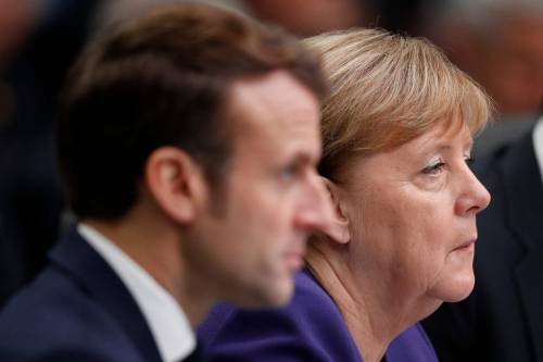 Il Mes ora non piace a nessuno: Macron e Merkel lo frenano