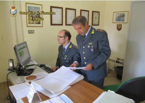 Percepisce il reddito di cittadinanza ma lavora in nero in un ristorante