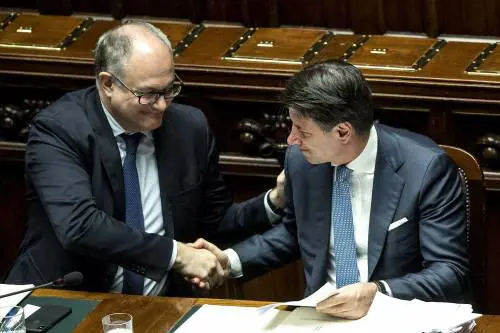 Il Mes è un ricatto ai sovranisti: ecco il vero piano dell'Europa