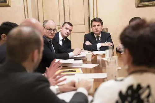 Al tavolo a Palazzo Chigi l'odiatore social M5s Ma i dem non protestano più contro Esposito