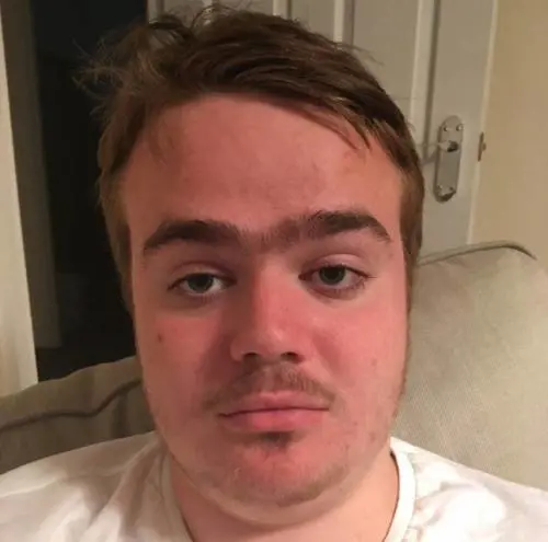 Spinse bimbo dal decimo piano: "L'ho fatto per apparire in tv"