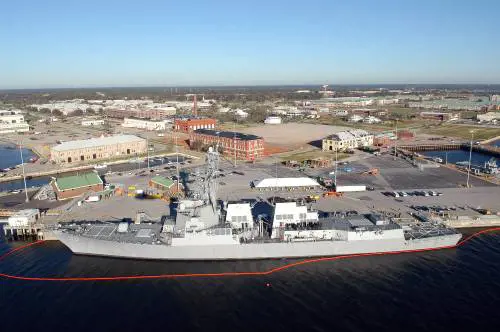 Usa, sparatoria nella base di Pensacola: ora l'Fbi indaga per terrorismo