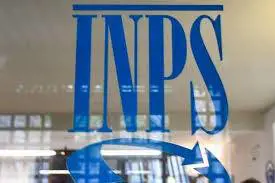 Inps chiede il risarcimento alle orfane del femminicidio. Interviene Mattarella