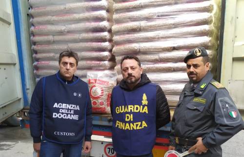 Maxi sequestro di pellet tunisino: era spacciato per made in Italy