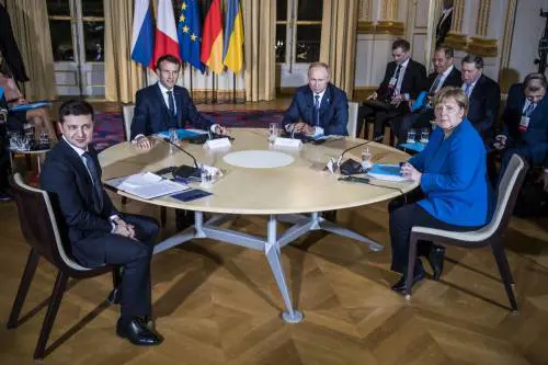 C'è la svolta in Donbass Incontro Putin-Zelensky getta le basi per l'accordo