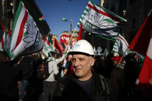 Altro rinvio per Ilva. E arriva l'ultimatum