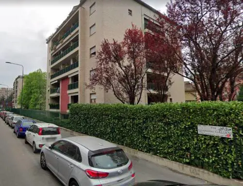 Torna la truffa del mercurio: "Ci hanno detto di mettere soldi e oro nel frigo..."