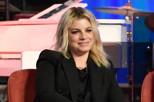 Emma Marrone: "Adoro i fan feticisti, a volte mando le foto dei piedi"