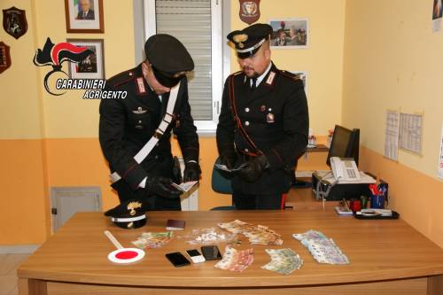 Spacciavano cocaina a Canicattì, arrestati due albanesi