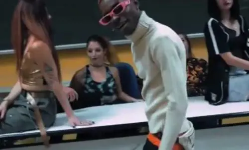 Il video di Bello Figo scandalizza l'Università di Pisa. E il caso finirà in Parlamento
