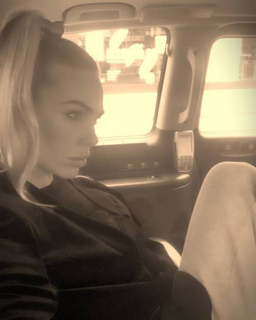 Ilary Blasi multata in centro a Roma