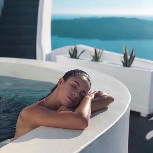 Lucia Javorcekova sensuale su Instagram: follower in visibilio