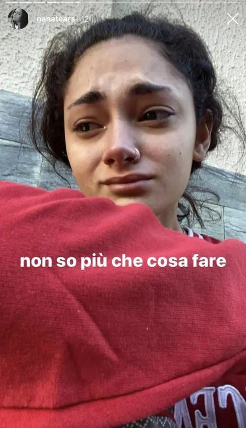 Alunna de Il Collegio cacciata di casa perché lesbica