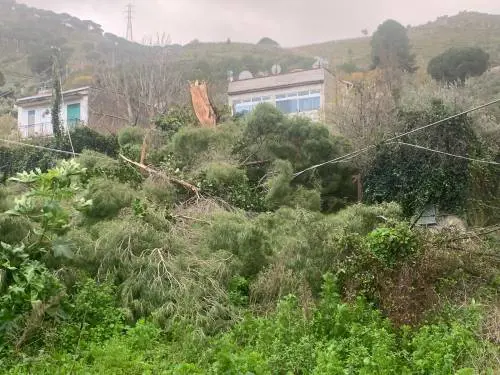 Notte da incubo in Sicilia: il vento spazza via tutto