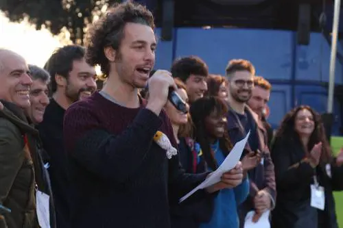 Il dispetto della sardine a Salvini: così hanno prenotato "prima"