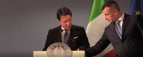 Casalino ora è nel mirino: Conte pronto a silurarlo?