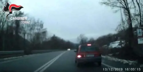 Ivrea, esce di prigione ruba un'auto e scappa: preso e rispedito in cella