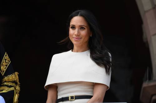 Meghan Markle, diventa virale la foto del ballo scolastico