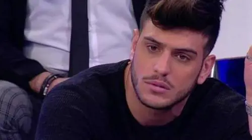 Luigi Mastroianni affranto per la morte di 2 amici: "Non si può morire per un sorpasso"