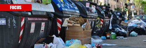 Monnezza, un'odissea infinita: così Roma "annega" tra i rifiuti