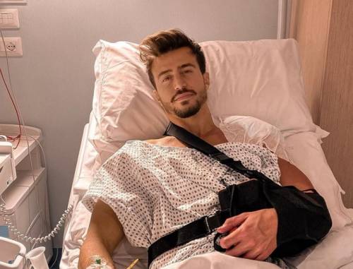 Marco Ferri finisce in ospedale e sui social spiega: "Mi sono operato"