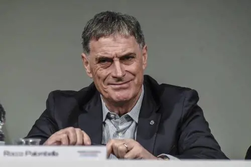 "In questo Paese non si produce più. E il governo fa solo campagna elettorale"