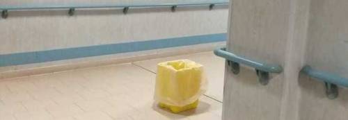 Piove in rianimazione nell’ospedale San Giovanni Bosco: il personale tampona con i secchi