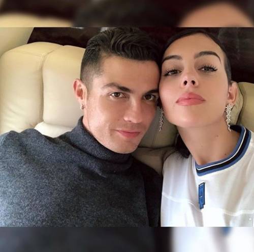 Georgina Rodriguez, regina delle nevi insieme a Ronaldo