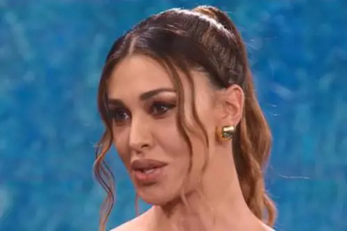 Belen Rodriguez: "Sono prigioniera del mio personaggio e mi atteggio a 'fenomena'"