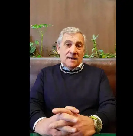 Fi critica la kermesse di Conte "Passerella, non soluzione"