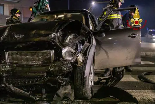 Alcol e morti del sabato sera: "Più etilometri e pattuglie"